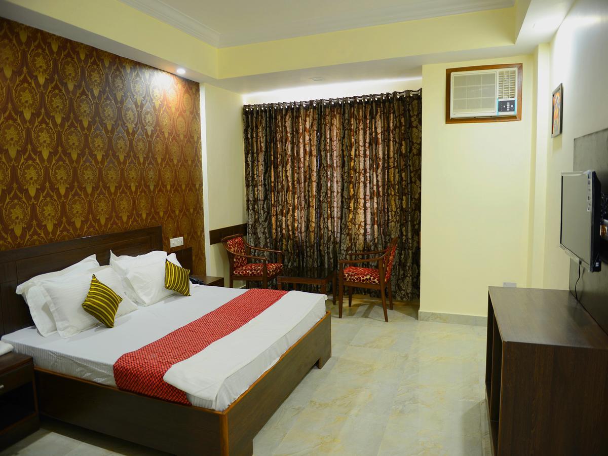 Anurag Hotel Катра Экстерьер фото